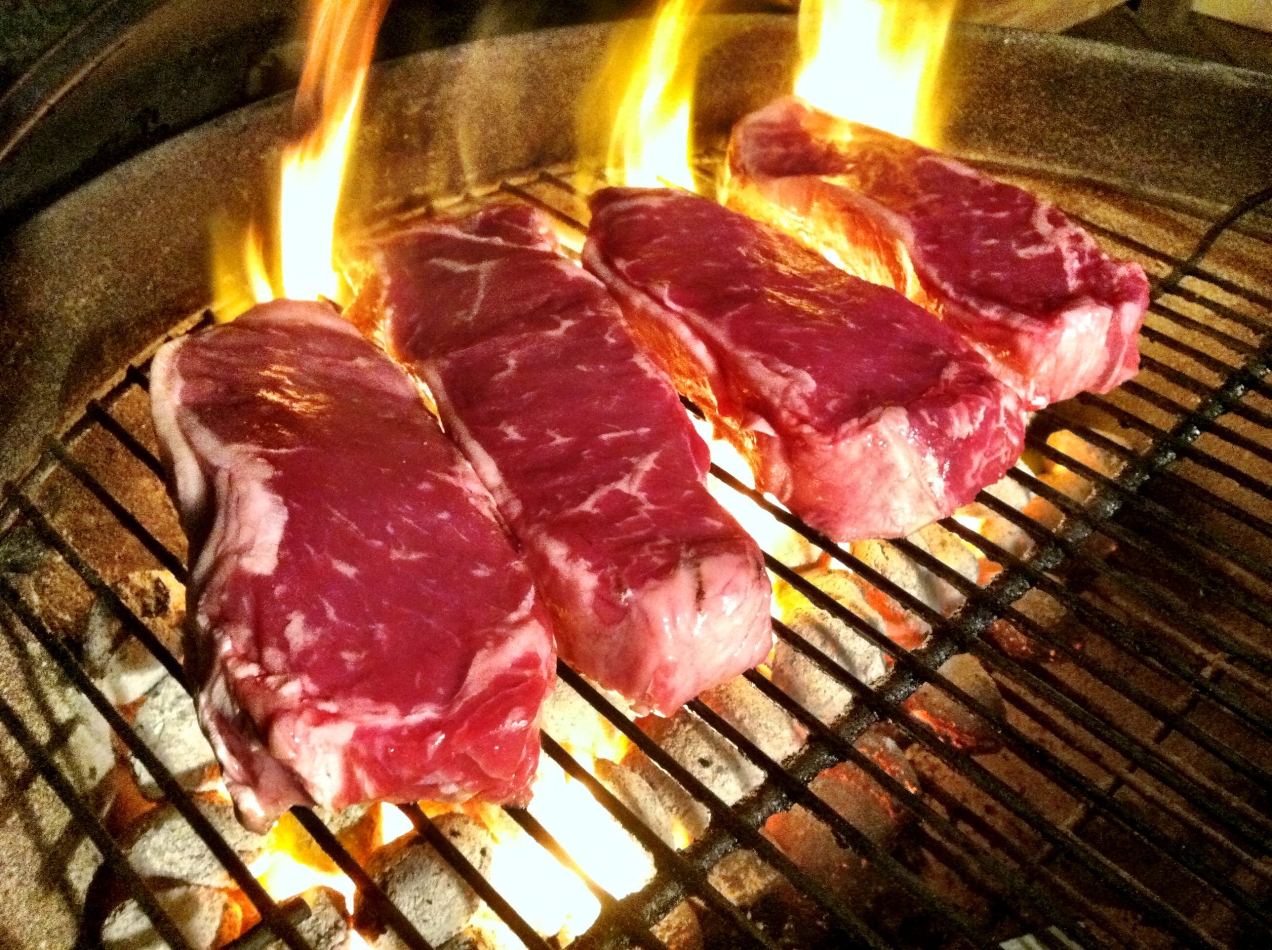Grilling Steaks 1 scaled